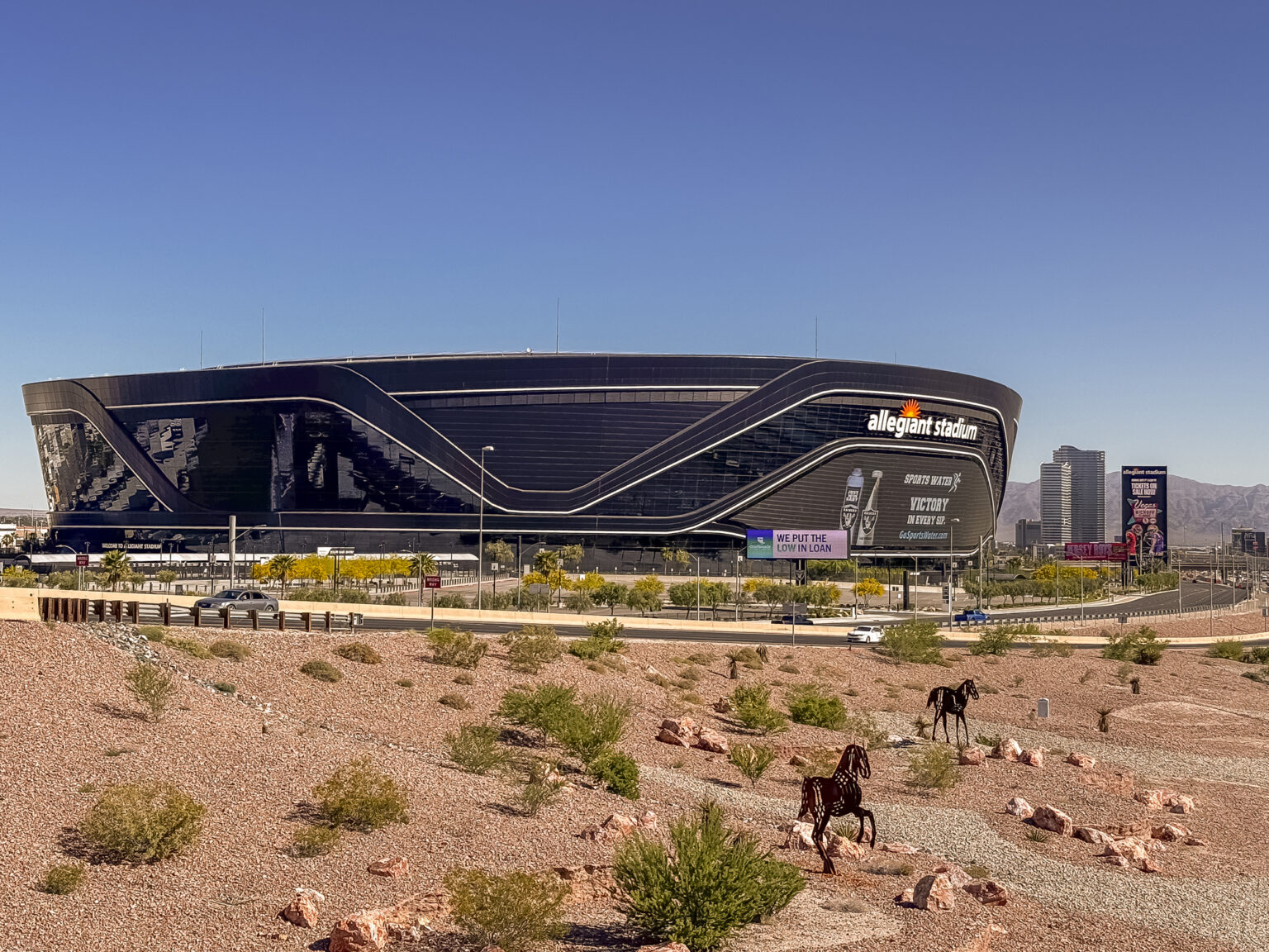 Raiders Draft Fernando Mendoza No. 1 Overall, Add Eight More in 2026 NFL Draft